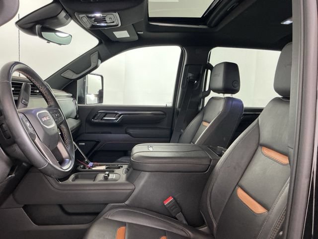 Used 2025 GMC Sierra 3500 AT4 w/ AT4 Premium Plus Package AWD/4WD image 18