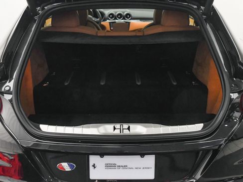 Certified 2016 Ferrari FF image 8