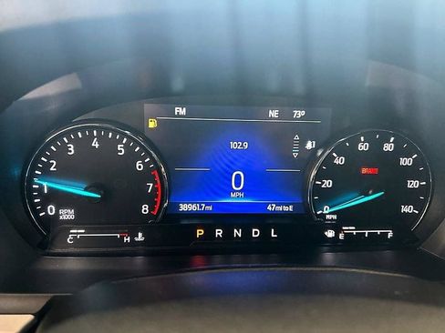 Used 2022 Ford Explorer XLT AWD/4WD image 13