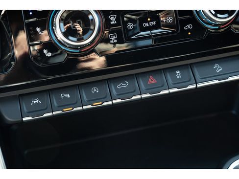 New 2026 GMC Sierra 1500 Denali AWD/4WD image 28