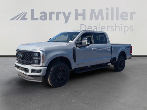 New 2026 Ford F250 Lariat w/ Black Appearance Package image 1