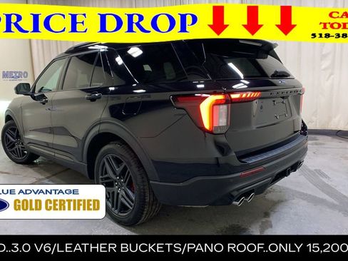 Certified 2025 Ford Explorer ST AWD/4WD image 5