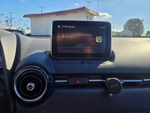 Used 2018 Toyota Yaris iA image 23