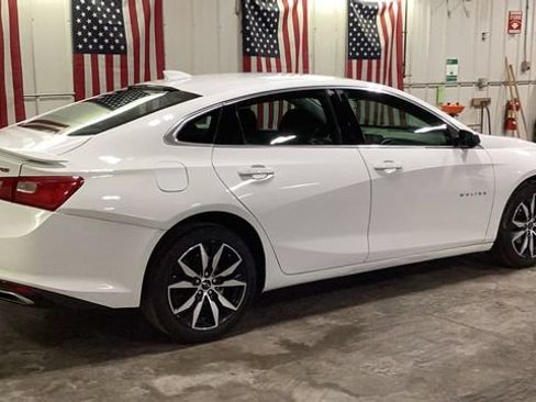 Used 2024 Chevrolet Malibu RS FWD image 19