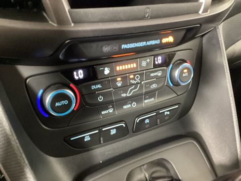 Used 2021 Ford Transit Connect XLT FWD image 27