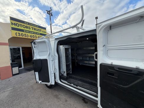 Used 2018 Ford Transit 150 130 Low Roof image 9