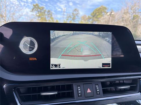 Used 2022 Lexus ES 350 F Sport FWD image 3