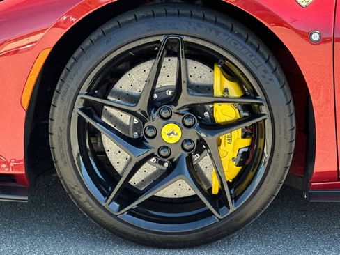 Used 2022 Ferrari F8 Tributo RWD image 44