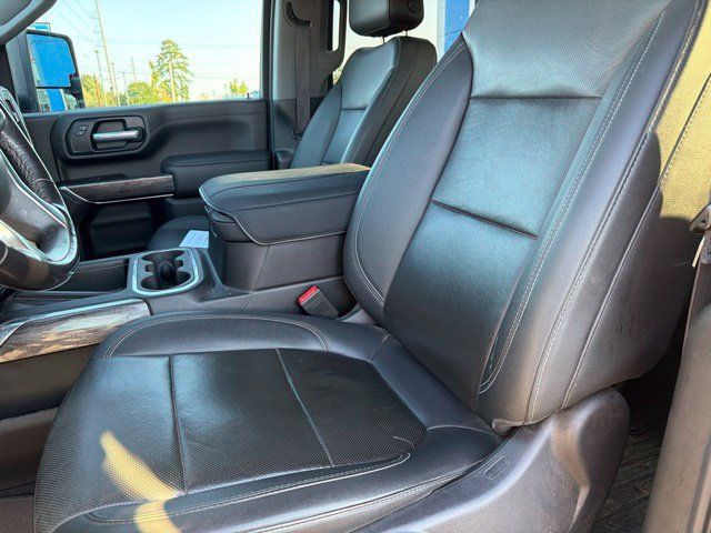 Used 2021 Chevrolet Silverado 2500 LTZ w/ LTZ Plus Package AWD/4WD image 9