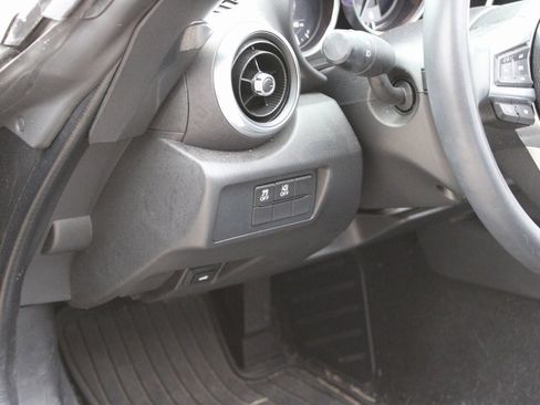 Used 2022 MAZDA MX-5 Miata RF Grand Touring image 17