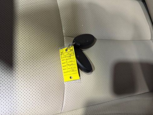Used 2018 Nissan Rogue SL w/ Premium Package FWD image 33