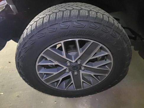 Used 2024 Jeep Wrangler High Altitude AWD/4WD image 6