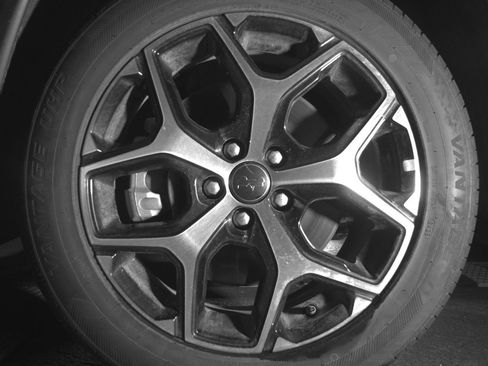 Used 2025 Jeep Compass Limited image 12