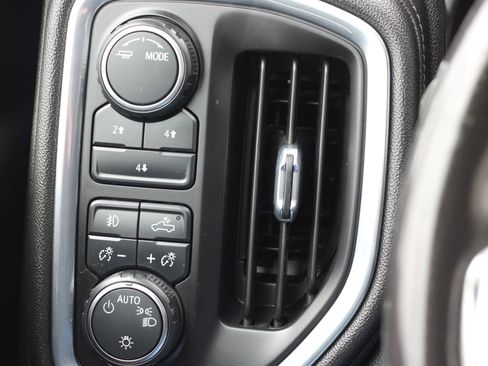 Used 2023 Chevrolet Silverado 2500 LT w/ Convenience Package image 16