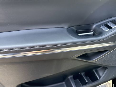 Used 2025 Lincoln Navigator Reserve w/ Jet Appearance Package image 11