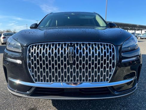 New 2026 Lincoln Corsair Premiere image 2