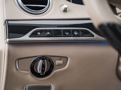 Used 2018 Mercedes-Benz S 560 4MATIC Sedan image 42