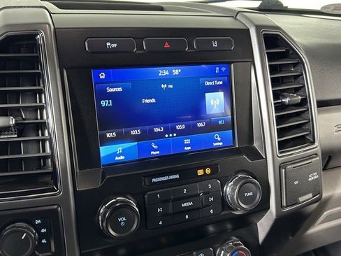 Used 2020 Ford F350 XLT w/ XLT Premium Package image 21