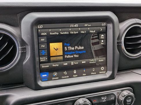 Used 2023 Jeep Wrangler Unlimited Sahara w/ Cold Weather Group AWD/4WD image 19