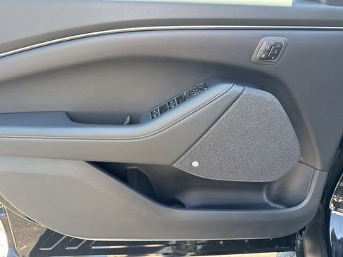 Used 2025 Ford Mustang Mach-E Premium AWD/4WD image 42