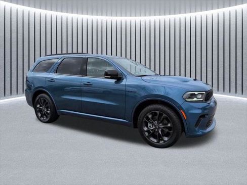 Certified 2024 Dodge Durango R/T AWD/4WD image 3
