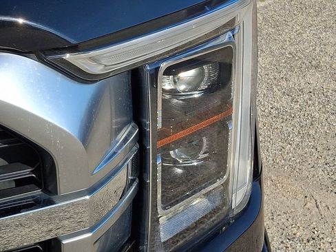 Used 2022 Ford F150 Platinum w/ FX4 Off-Road Package AWD/4WD image 10