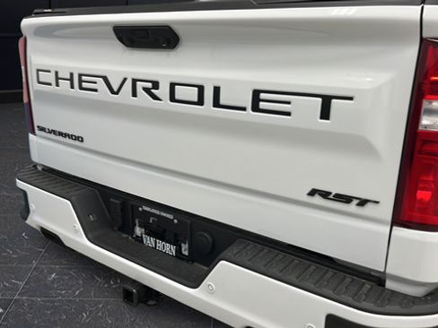 New 2026 Chevrolet Silverado 1500 RST w/ Dark Appearance Package AWD/4WD image 39