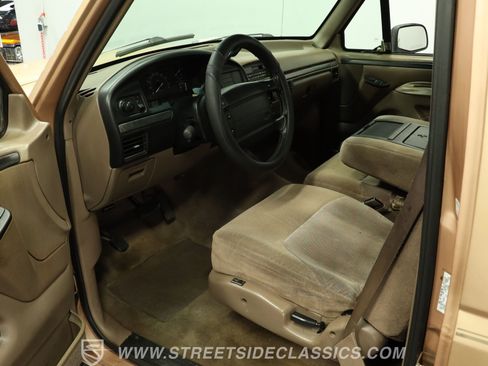 Used 1994 Ford F150 XL RWD image 4