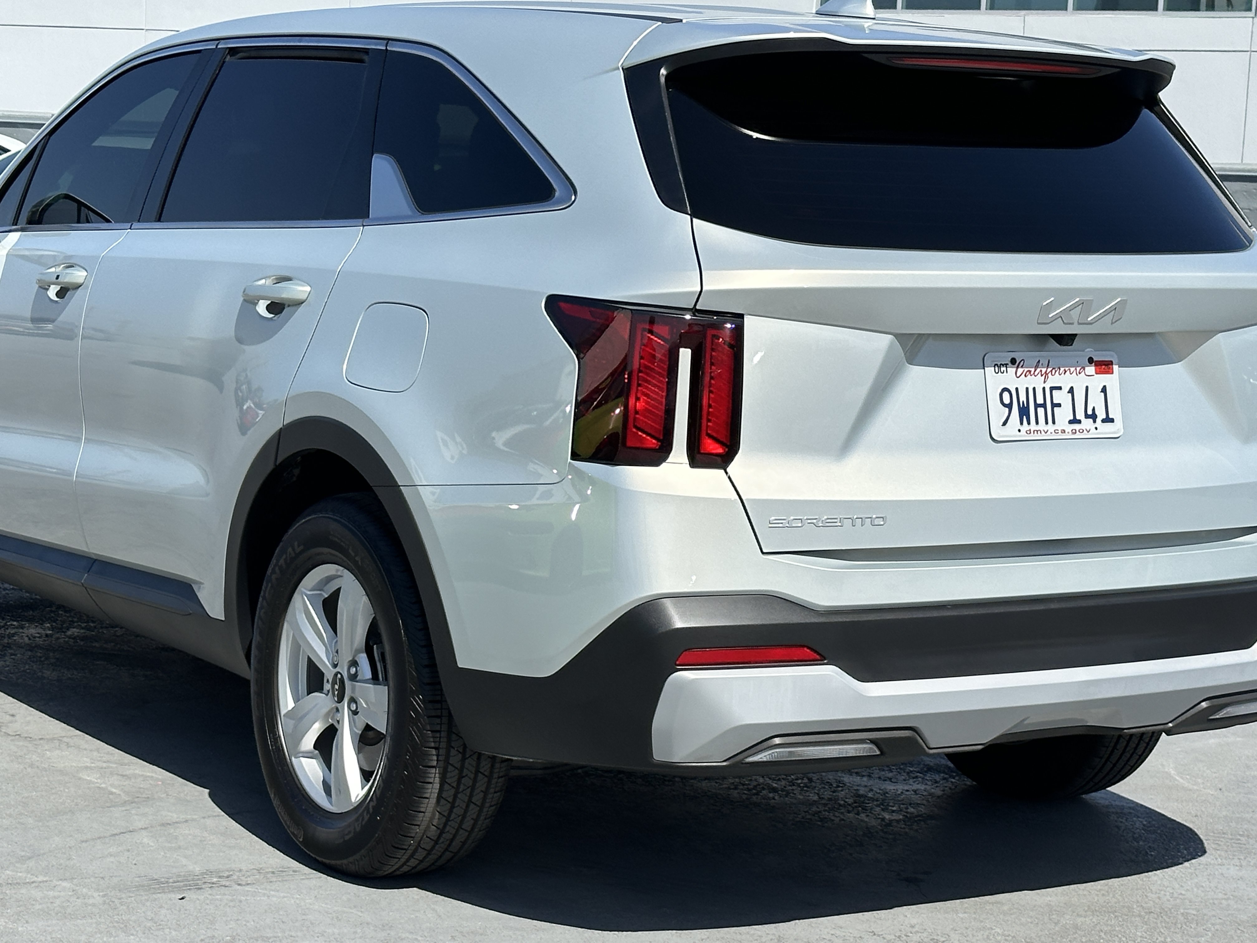 Used 2026 Kia Sorento LX FWD image 5