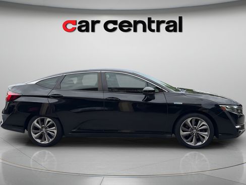 Used 2018 Honda Clarity Touring image 6