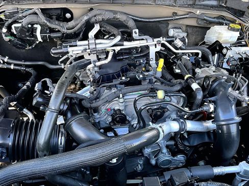 Certified 2025 Ford Bronco Outer Banks AWD/4WD image 33