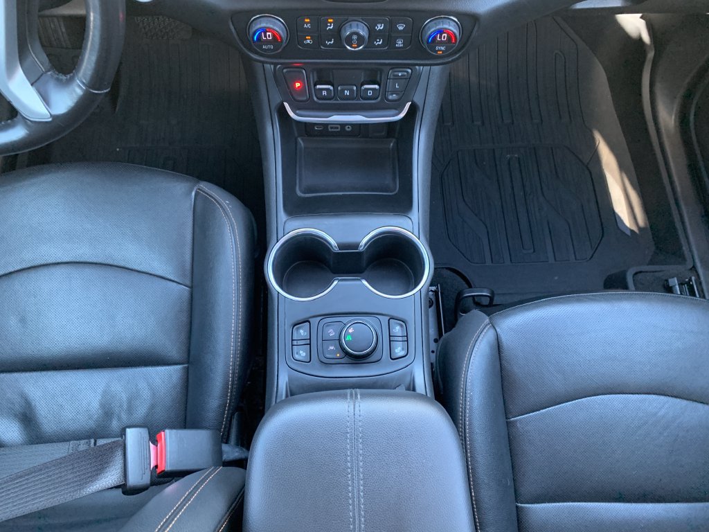 Used 2020 GMC Terrain SLT w/ Elevation Edition FWD image 20