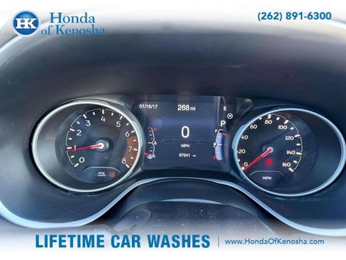 Used 2018 Jeep Compass Limited image 12