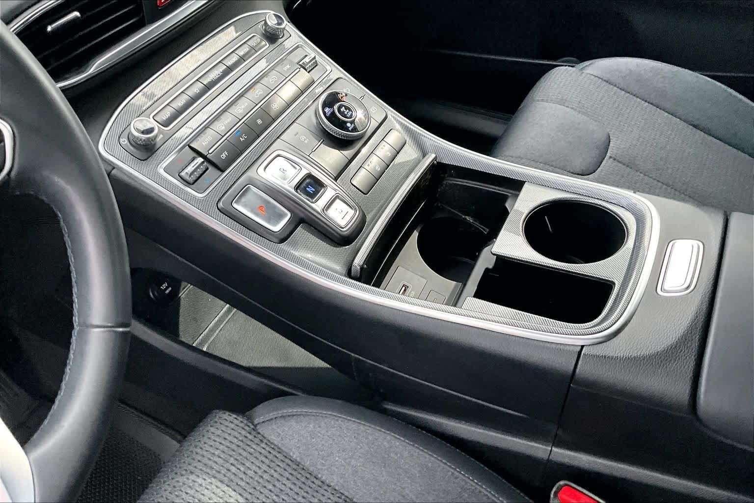 Used 2023 Hyundai Santa Fe SEL w/ Cargo Package AWD/4WD image 17