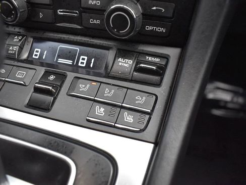 Used 2016 Porsche 911 Carrera 4S image 24