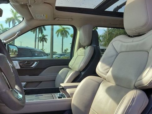 Certified 2024 Lincoln Navigator L Reserve AWD/4WD image 27