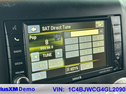 Used 2016 Jeep Wrangler Rubicon image 34