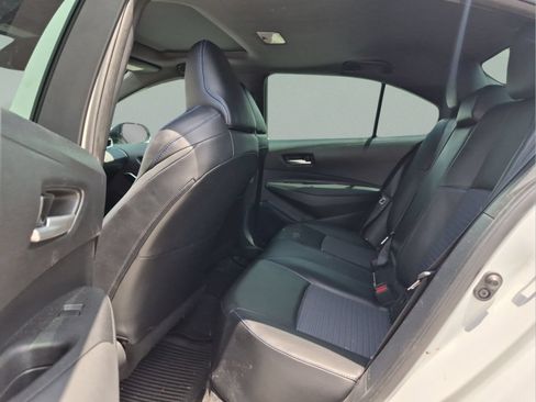 Used 2022 Toyota Corolla XSE FWD image 17