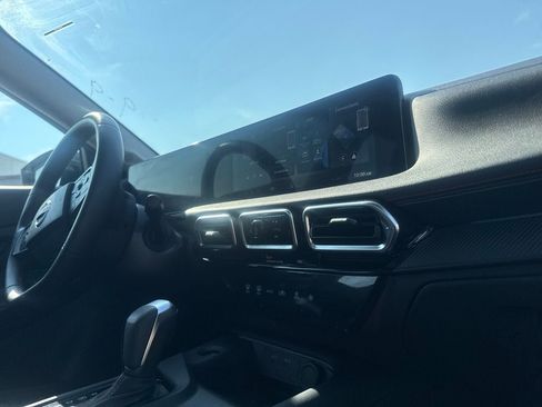 Used 2026 Nissan Sentra SR w/ Floor Mat Package FWD image 27