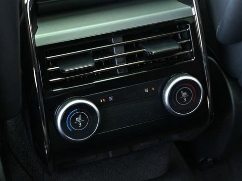 Used 2025 Land Rover Range Rover Sport Dynamic SE image 29