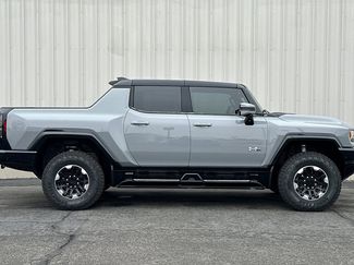 New 2025 GMC Hummer EV 3X w/ Battery Pack, 24 Module Pack AWD/4WD video 3
