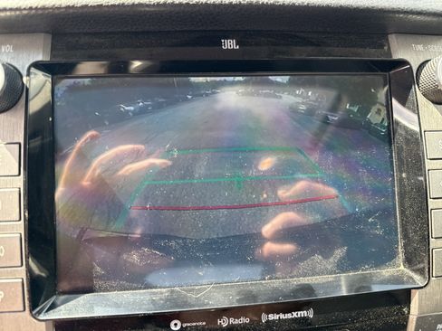 Used 2020 Toyota Tundra Limited image 29