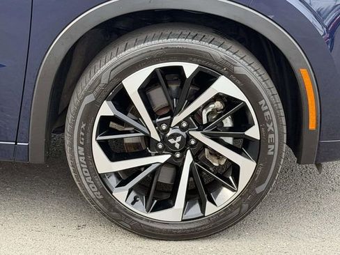 Used 2023 Mitsubishi Outlander SEL image 7