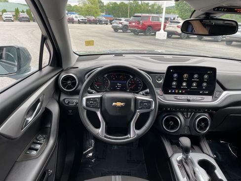 Used 2024 Chevrolet Blazer LT w/ Convenience Package FWD image 20