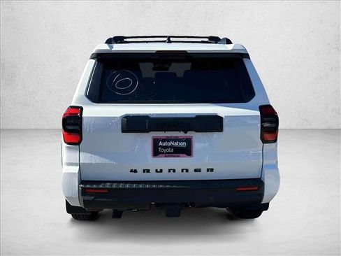 New 2025 Toyota 4Runner SR5 image 6