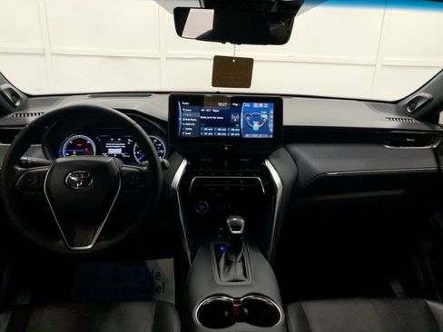 Used 2021 Toyota Venza Limited w/ Advanced Technology Package AWD/4WD image 15