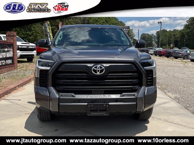Used 2022 Toyota Tundra SR5 w/ Convenience Package RWD image 2