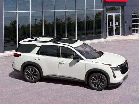 New 2026 Nissan Pathfinder Platinum AWD/4WD image 15
