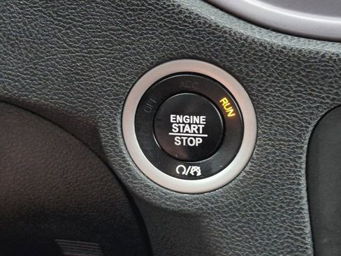 Used 2023 Dodge Charger SXT image 21