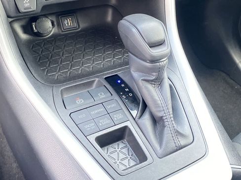 Used 2024 Toyota RAV4 XLE image 34